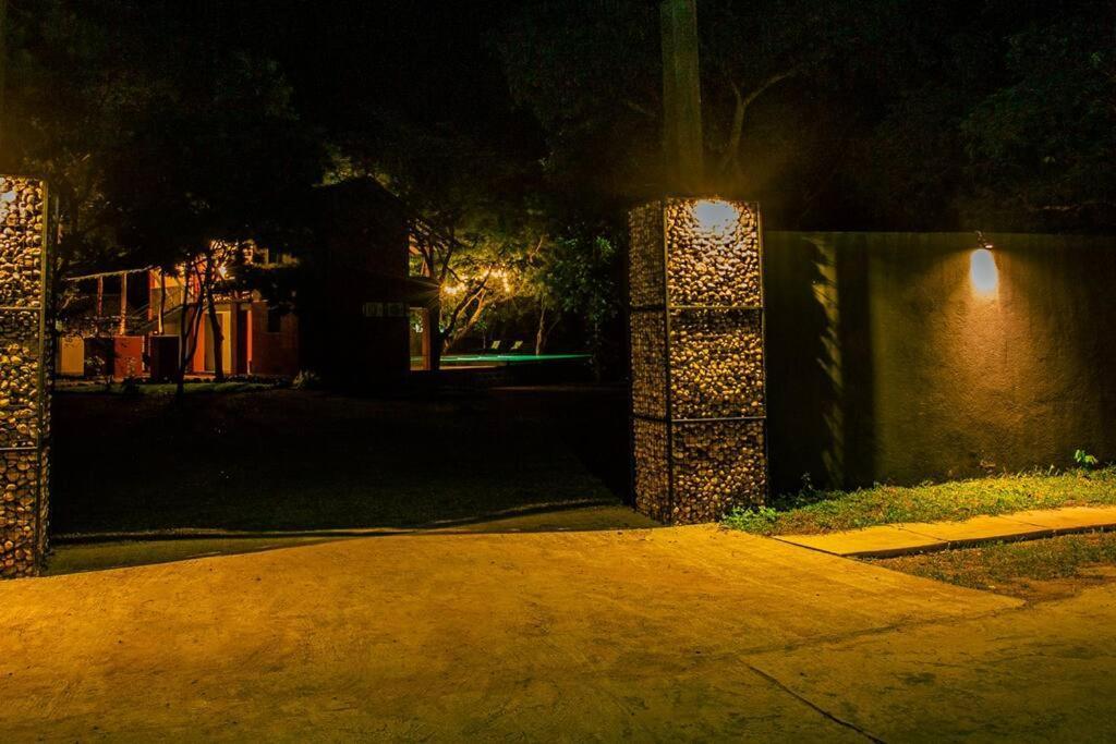 Yaal By Aryaana - Villa In Yala ティッサマハーラーマ エクステリア 写真